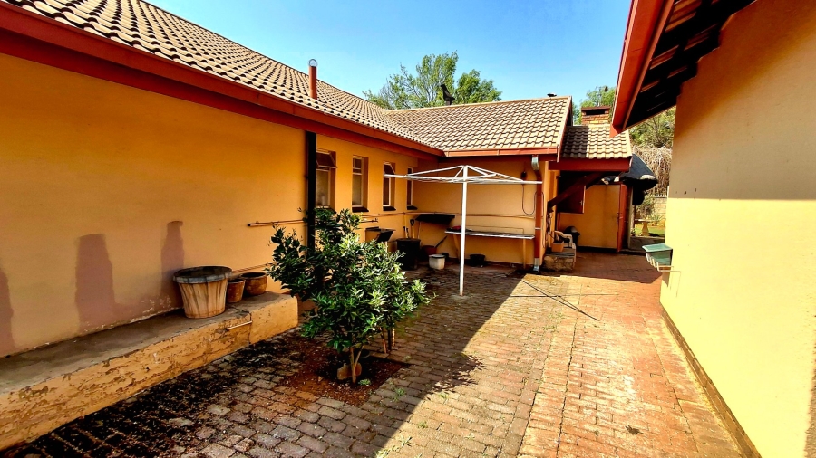 3 Bedroom Property for Sale in Vaalpark Free State